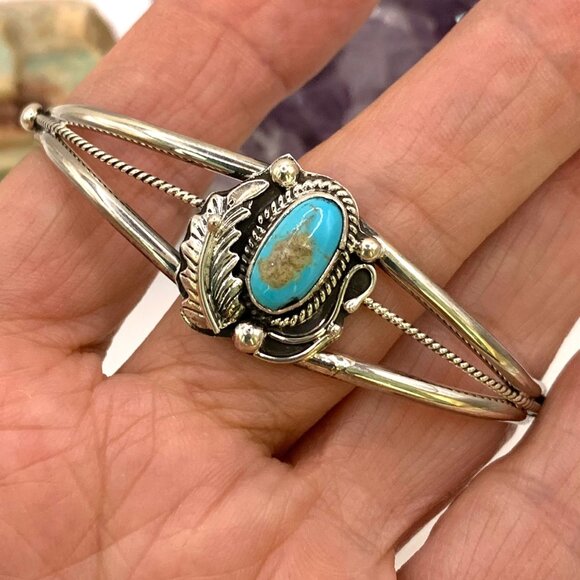 Native American Jewelry - Navajo Turquoise Feather Sterling Silver Women's Cuff Bracelet J801